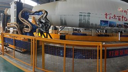 【案例解析】OMV全向移動葉片打磨機器人VS傳統人工打磨